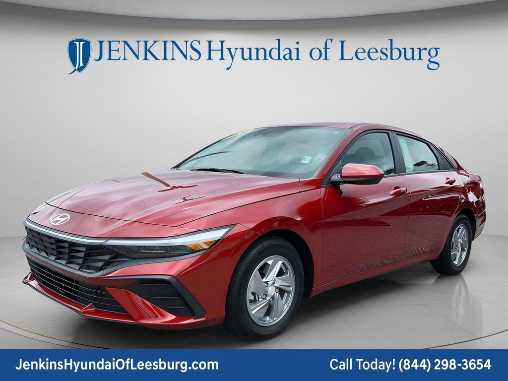 2024 Hyundai Elantra SE - Photo 10