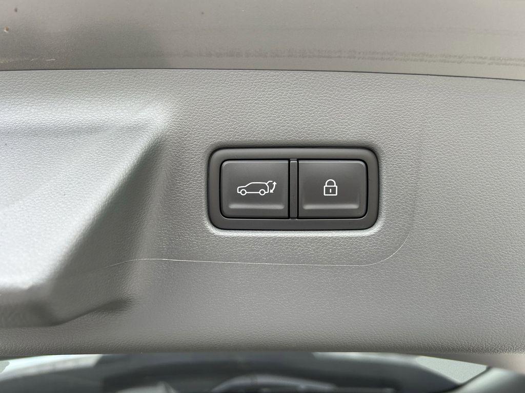 2026 Hyundai Santa Fe SE - Photo 5