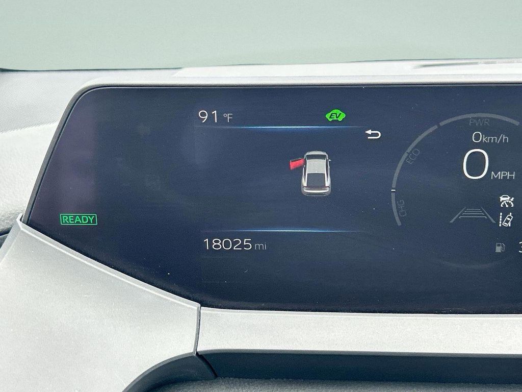 2024 Toyota Prius XLE - Photo 35