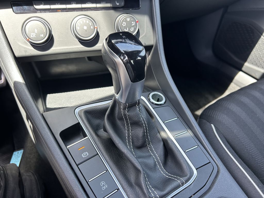 2024 Volkswagen Jetta Sport - Photo 26