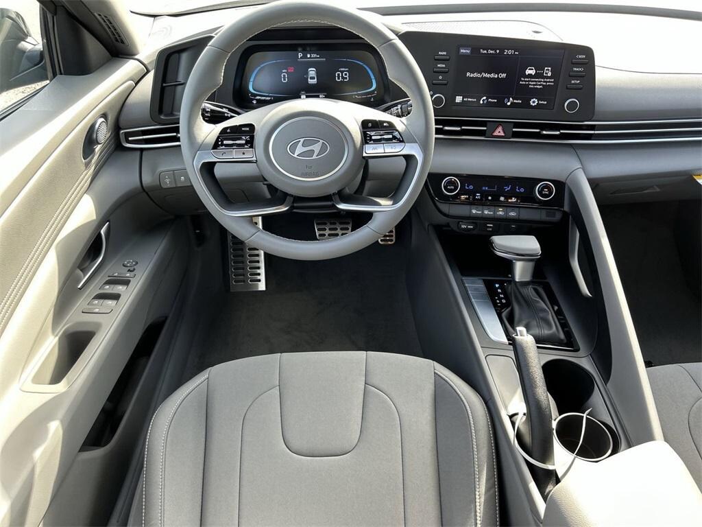 New 2026 Hyundai Elantra SEL Sport Sedan