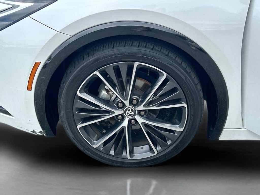 2024 Toyota Prius XLE - Photo 38