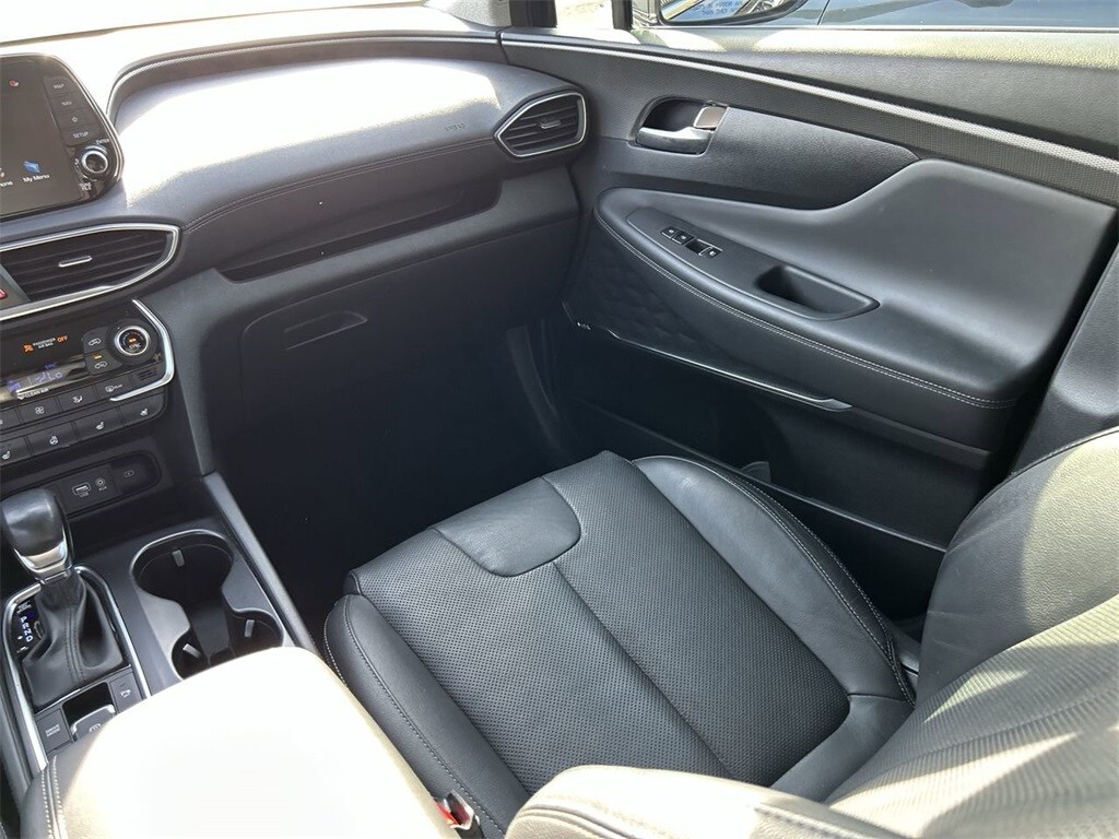 2020 Hyundai Santa Fe Limited photo 4