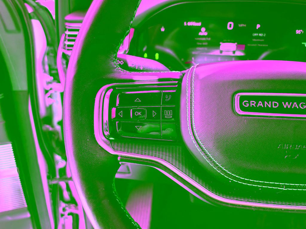 2023 Jeep Grand Wagoneer Series III - Photo 32