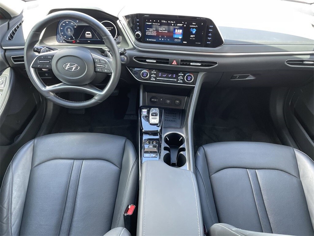 2023 Hyundai Sonata Limited photo 2