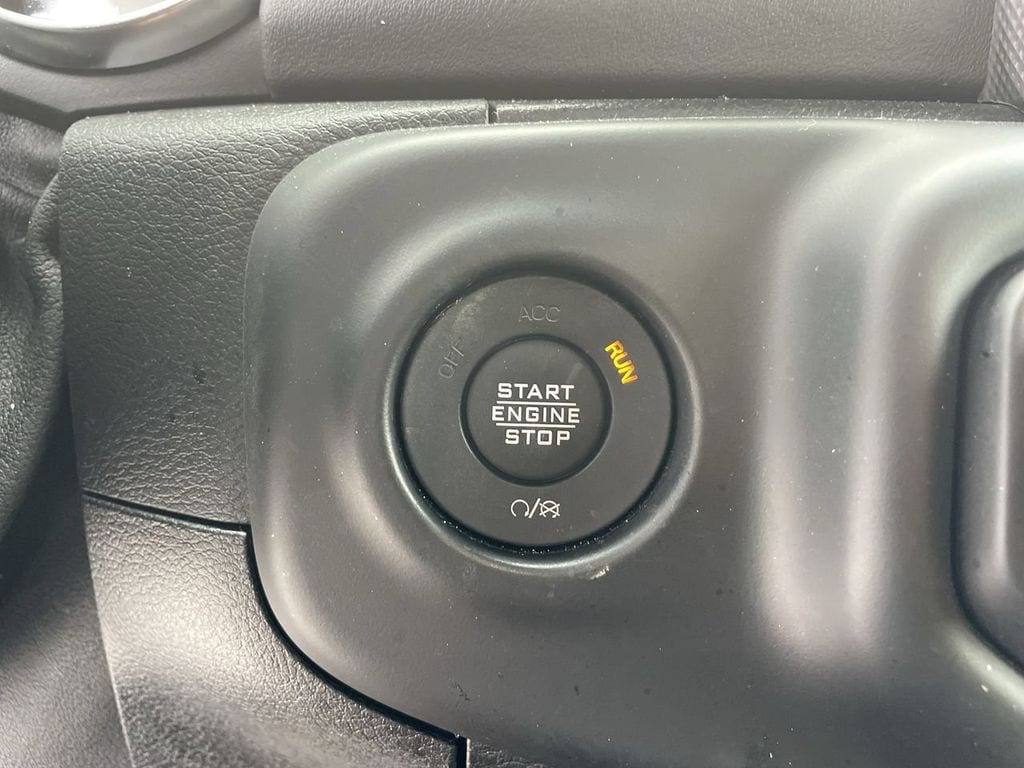 2020 Jeep Wrangler Unlimited Sahara - Photo 33