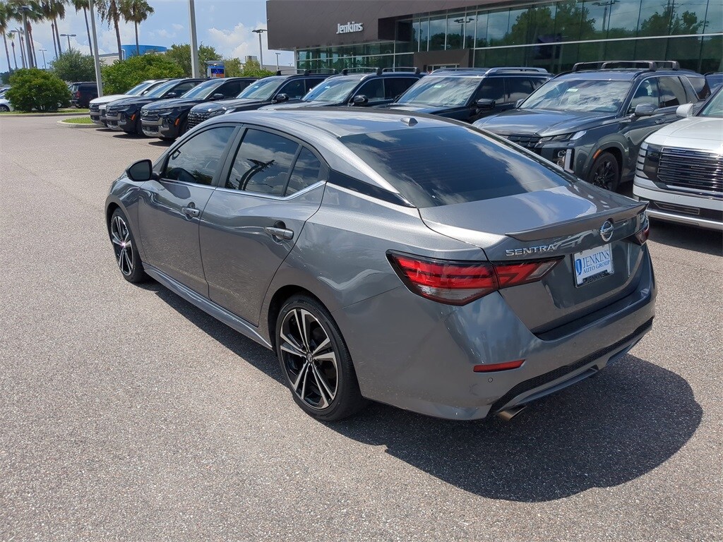 2023 Nissan Sentra SR photo 4