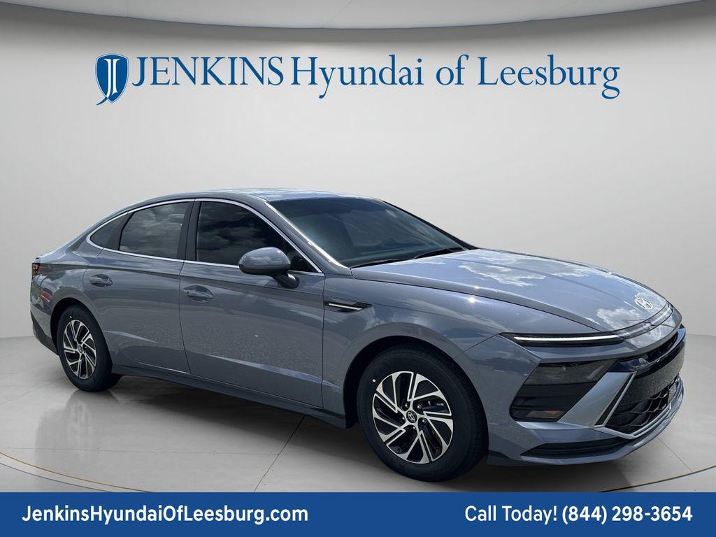 New 2026 Hyundai Sonata Hybrid Blue Sedan