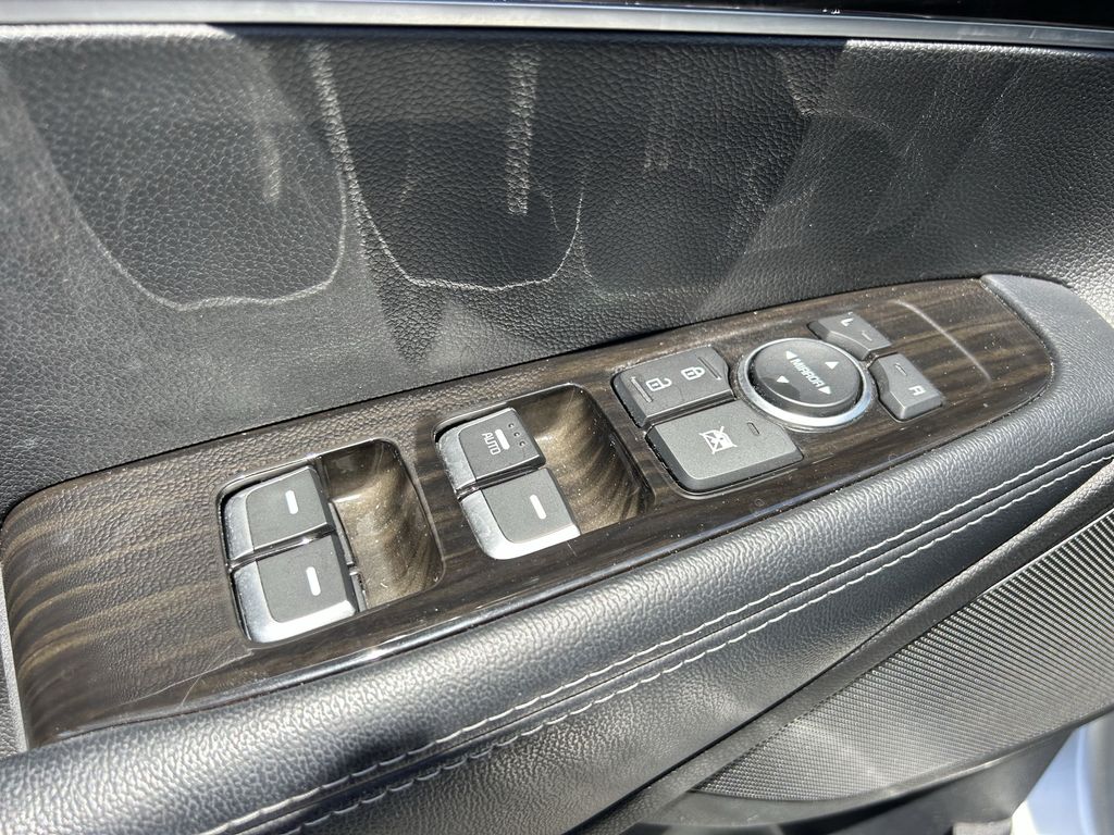 2019 Kia Sorento L - Photo 20