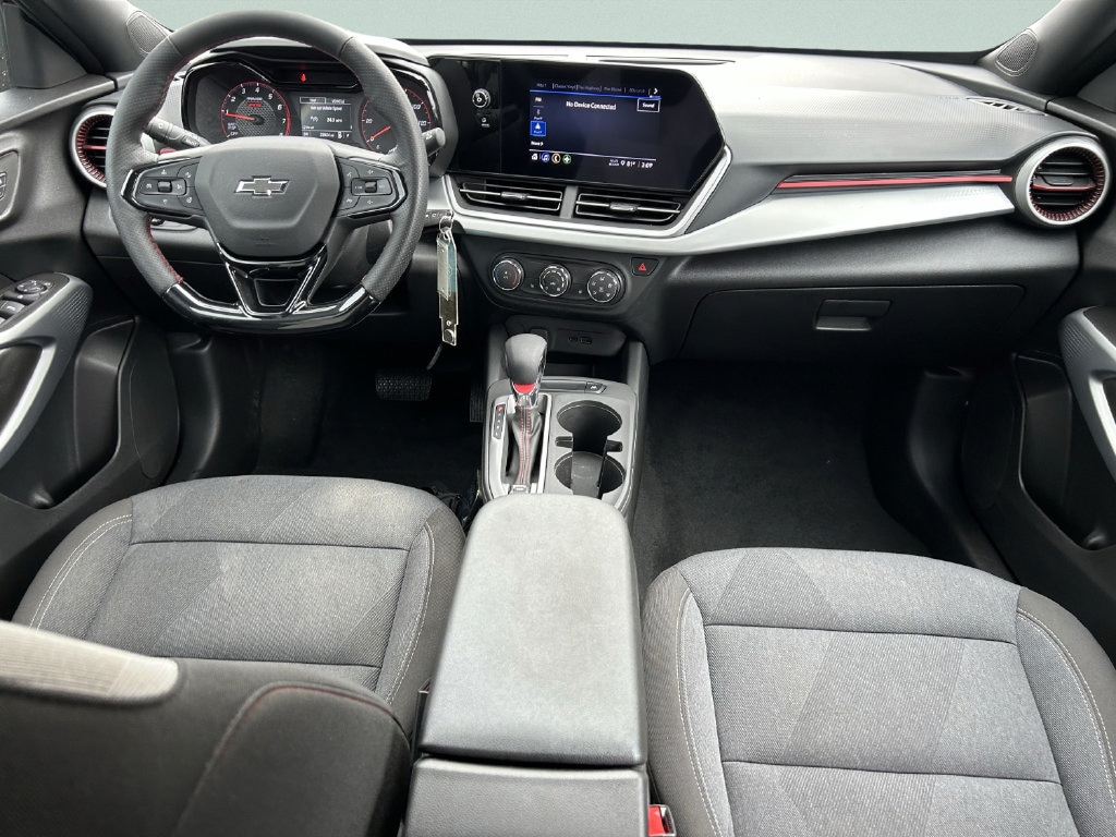 2025 Chevrolet Trax RS - Photo 17