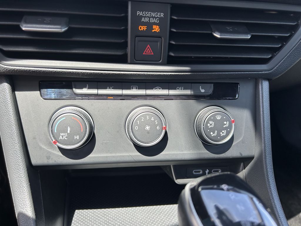 2024 Volkswagen Jetta Sport - Photo 25