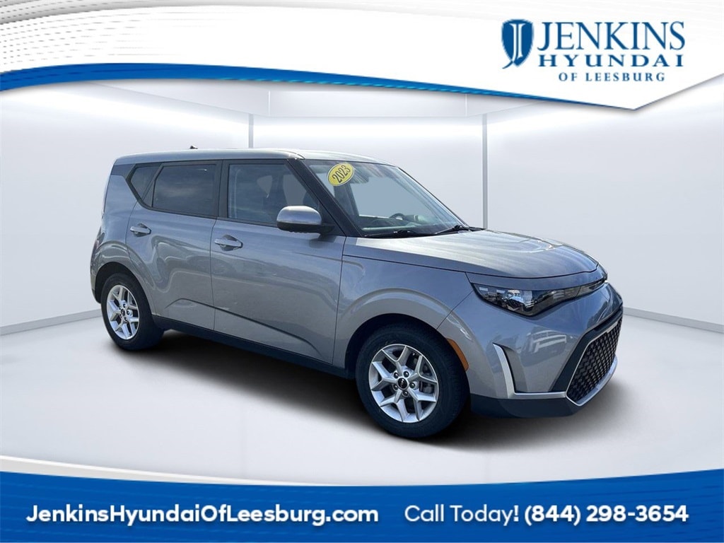 2023 Kia Soul LX