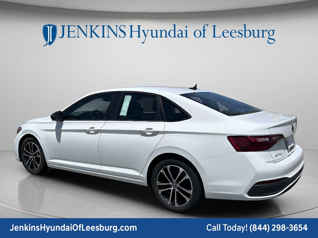 2024 Volkswagen Jetta Sport - Photo 7