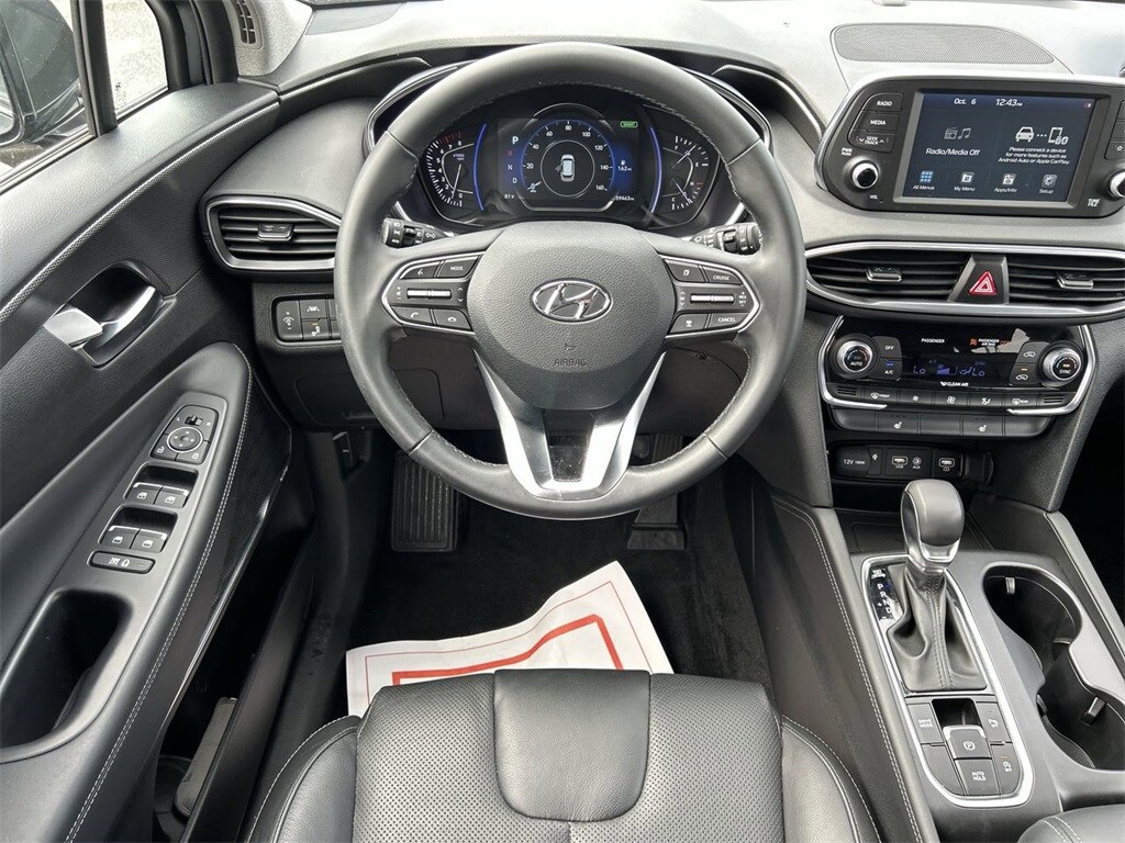 2020 Hyundai Santa Fe SEL photo 3
