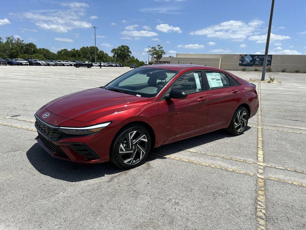 2025 Hyundai Elantra Blue - Photo 14