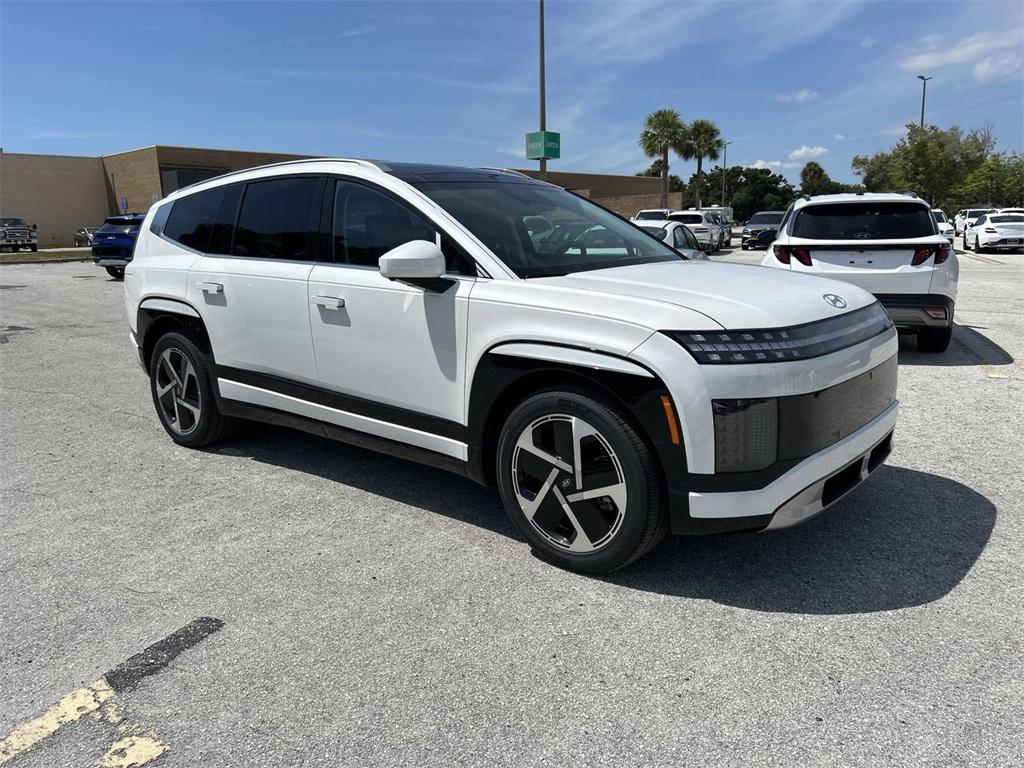 2026 Hyundai Ioniq Limited photo 2