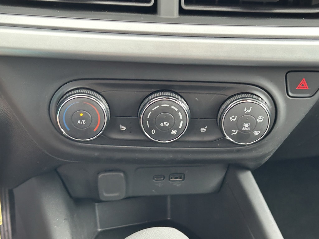 2025 Chevrolet Trax RS - Photo 26