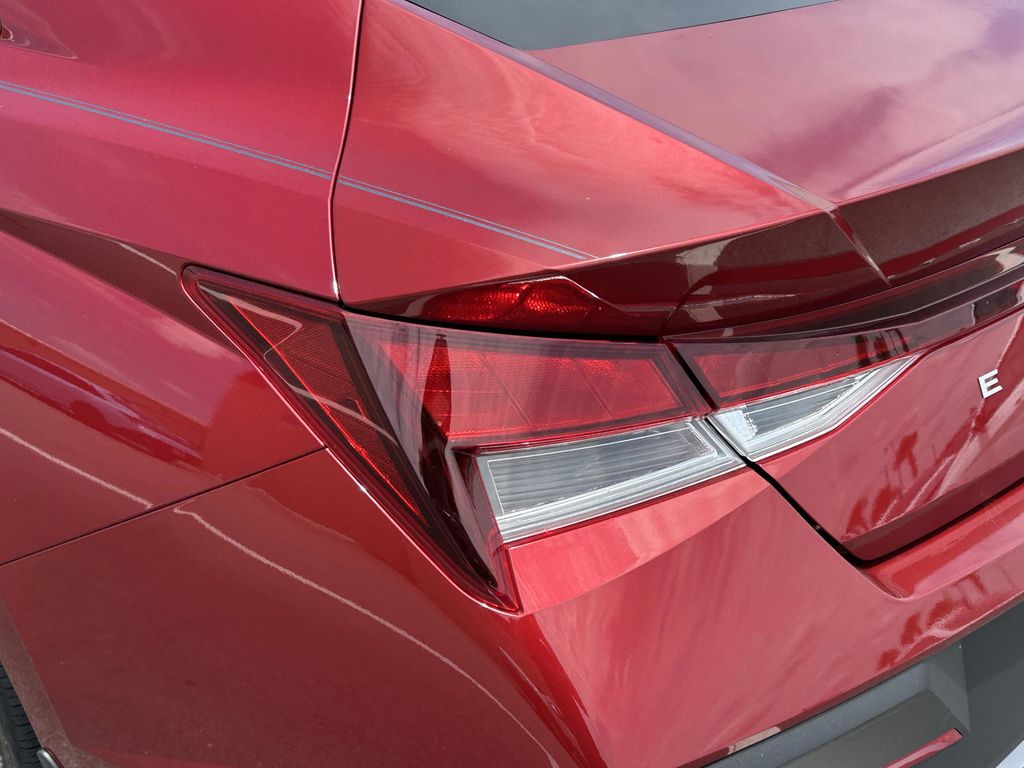 2024 Hyundai Elantra SEL - Photo 34