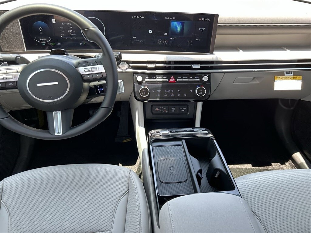 Used 2025 Hyundai Tucson Hybrid SEL Convenience SUV