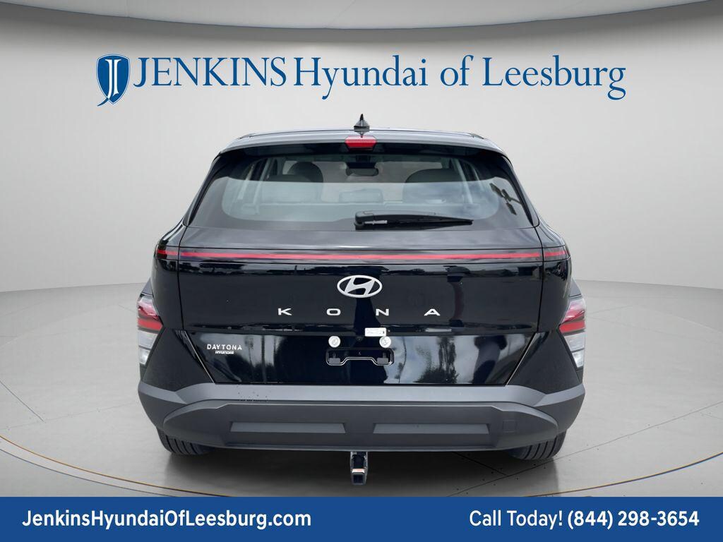 New 2026 Hyundai Kona SE FWD SUV