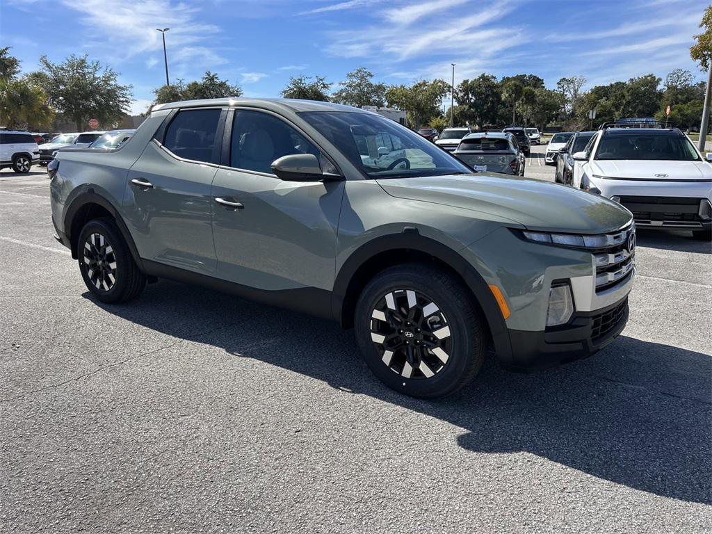 2026 Hyundai Santa Cruz SE photo 2