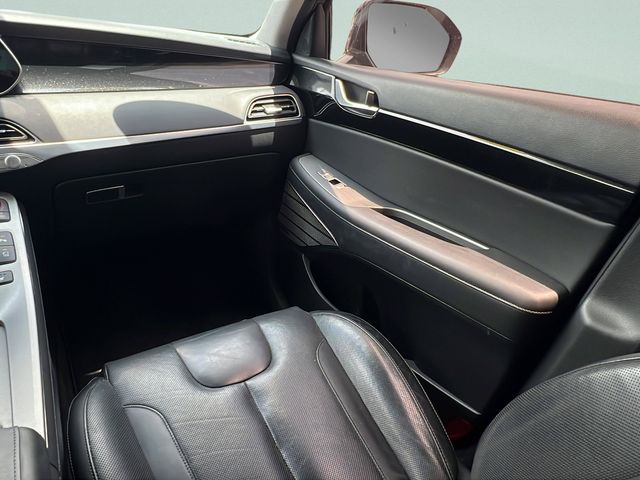 2022 Hyundai Palisade Limited - Photo 15