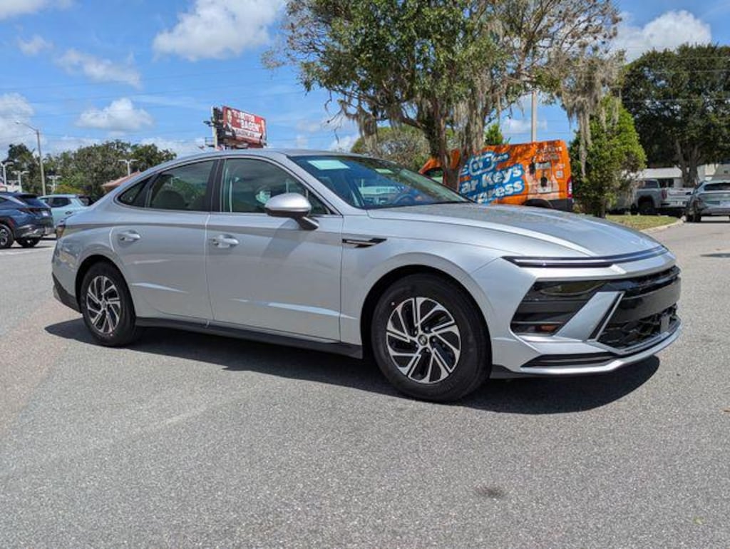 New 2026 Hyundai Sonata Hybrid Blue Sedan