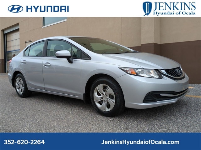 2015 Honda Civic LX's photo