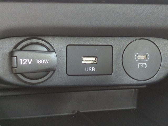 2025 Hyundai Elantra SEL - Photo 22