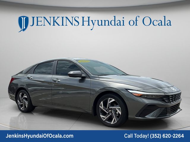 2025 Hyundai Elantra SEL - Photo 1