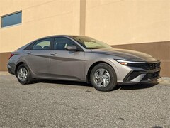 2026 Hyundai Elantra SE Sedan