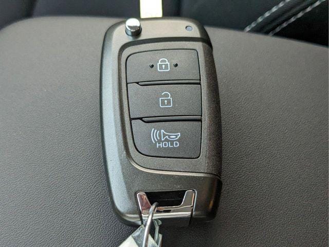 2025 Hyundai Venue SEL - Photo 37