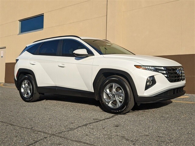 2024 Hyundai Tucson SEL photo 2