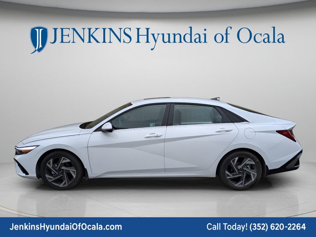 2025 Hyundai Elantra SEL - Photo 7