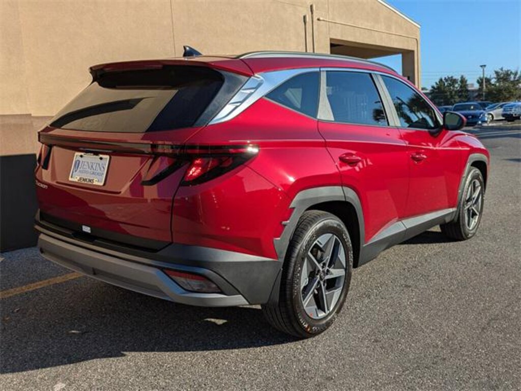 New 2026 Hyundai Tucson SEL FWD SUV