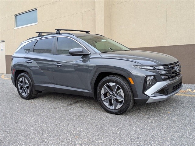 2025 Hyundai Tucson SEL photo 2