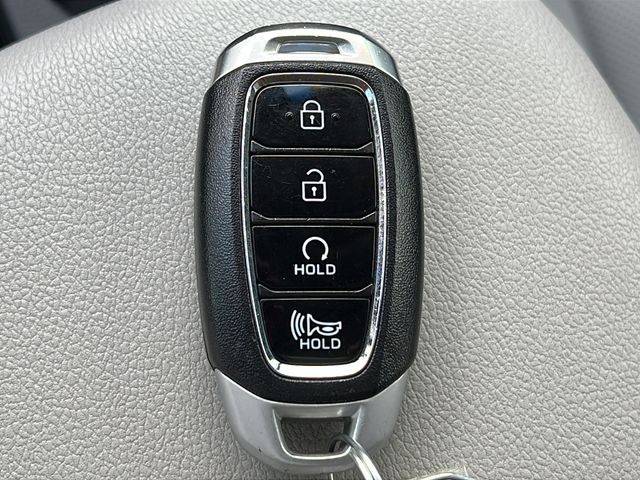 2022 Hyundai Kona Limited - Photo 33