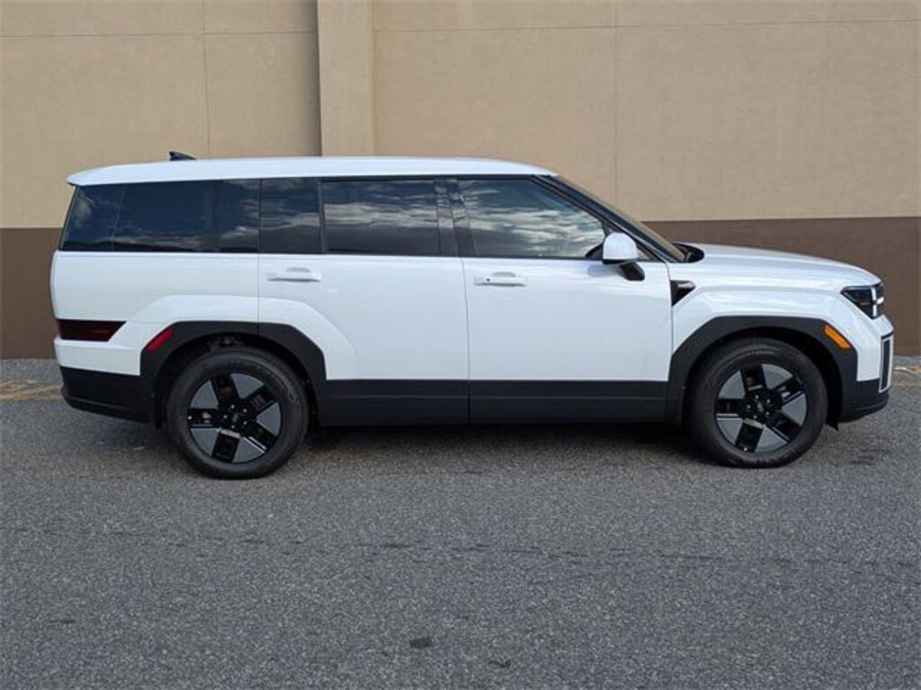 New 2026 Hyundai Santa Fe Hybrid SE SUV