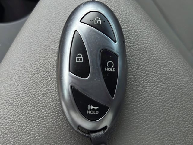 2025 Hyundai Elantra SEL - Photo 27