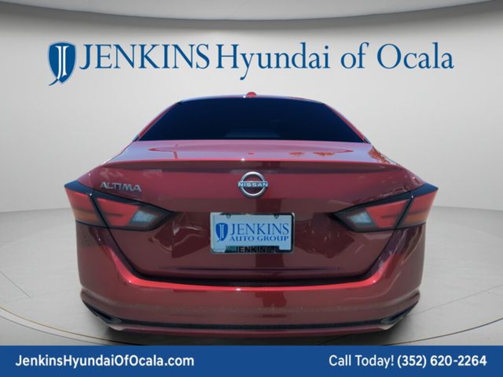 Used 2025 Nissan Altima SV Sedan