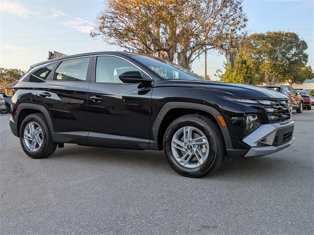 2026 Hyundai Tucson SE photo 2