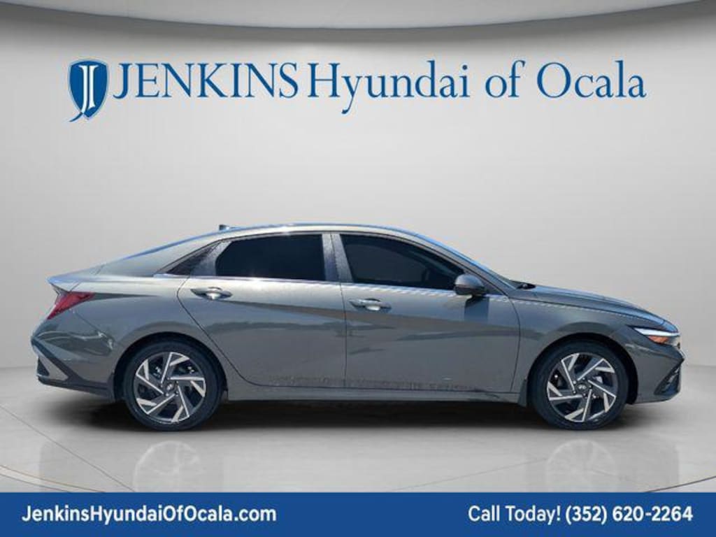 New 2026 Hyundai Elantra Limited Sedan