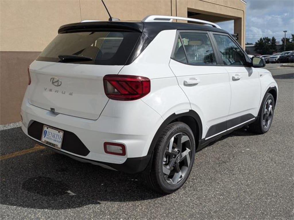 New 2026 Hyundai Venue SEL SUV
