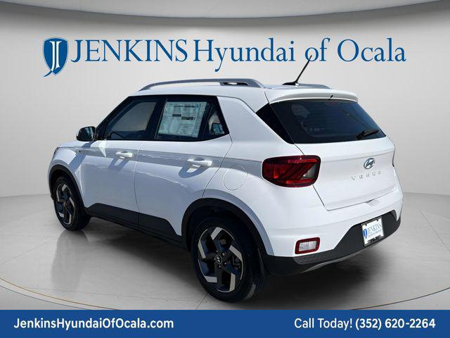 2025 Hyundai Venue SEL - Photo 7