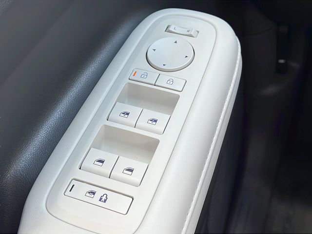 2025 Hyundai Santa Fe SEL - Photo 22