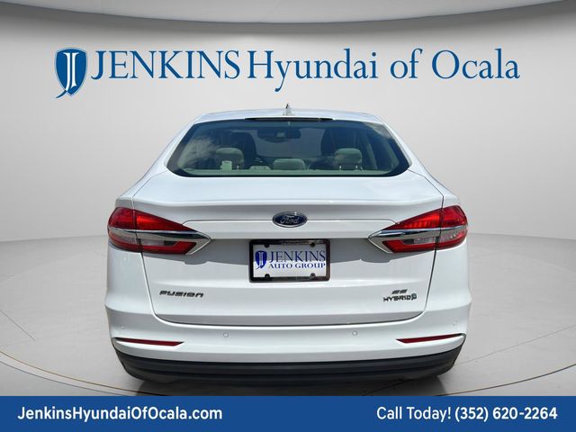 2019 Ford Fusion Hybrid SE - Photo 4