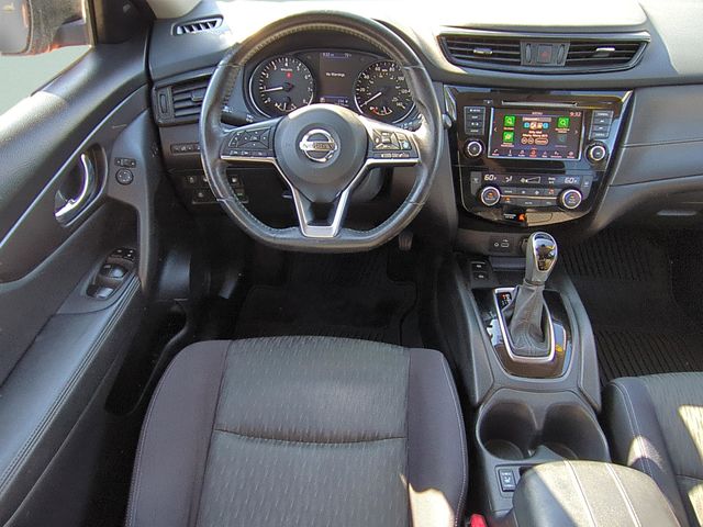 2019 Nissan Rogue SV - Photo 18