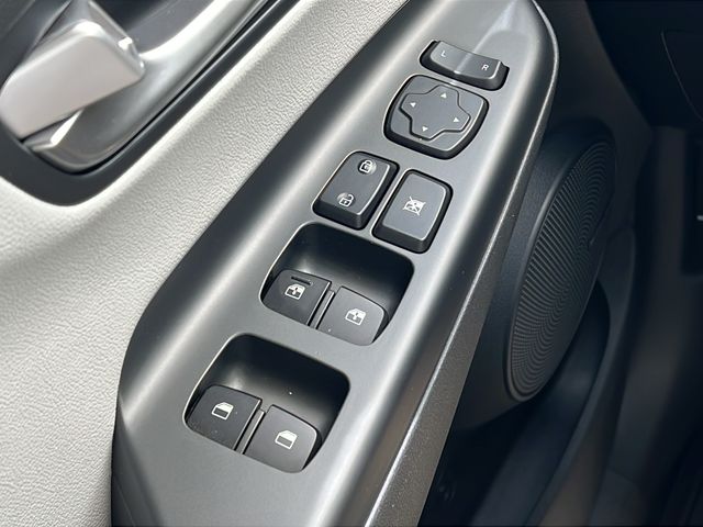 2022 Hyundai Kona Limited - Photo 26
