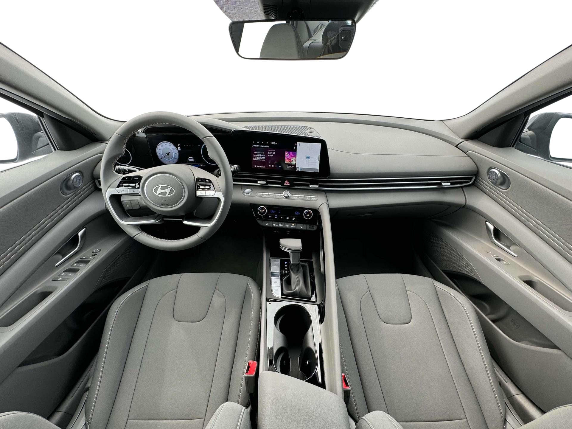 2025 Hyundai Elantra SEL - Photo 13