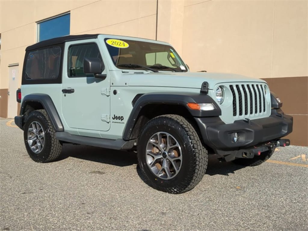 Used 2024 Jeep Wrangler Sport SUV